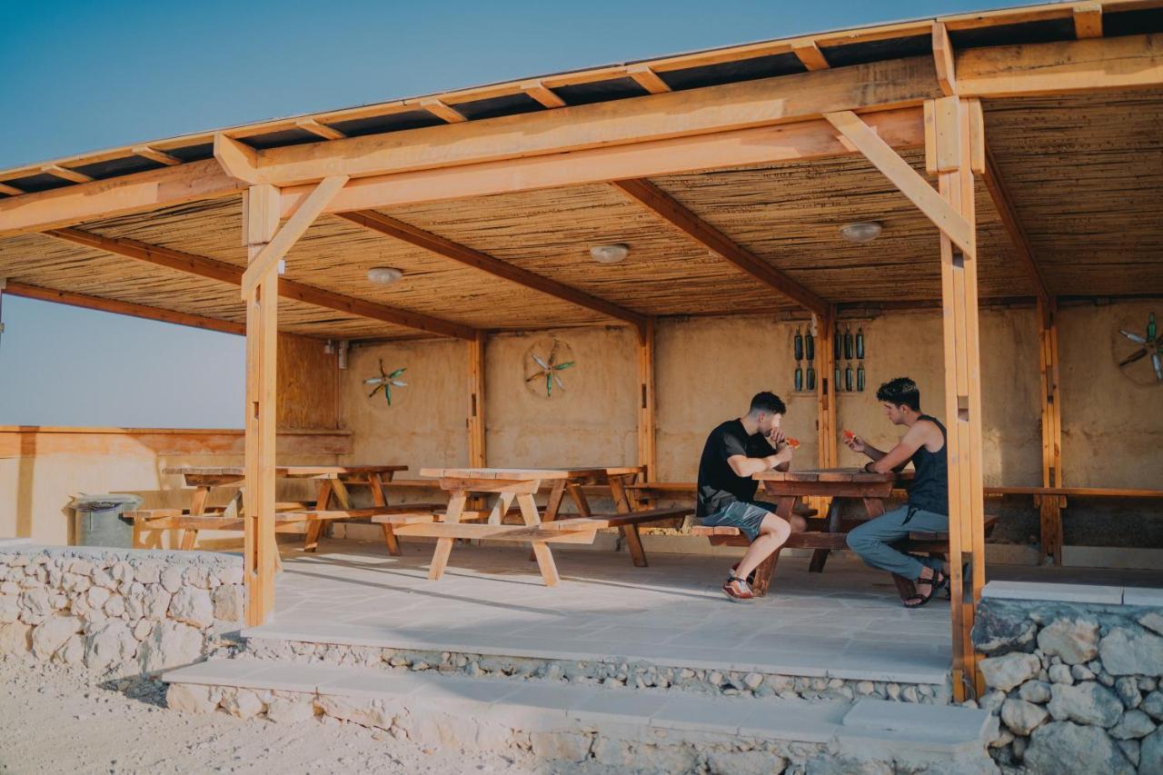 Вилла Desert Shade Camp חוות צל מדבר Мицпе-Рамон Экстерьер фото