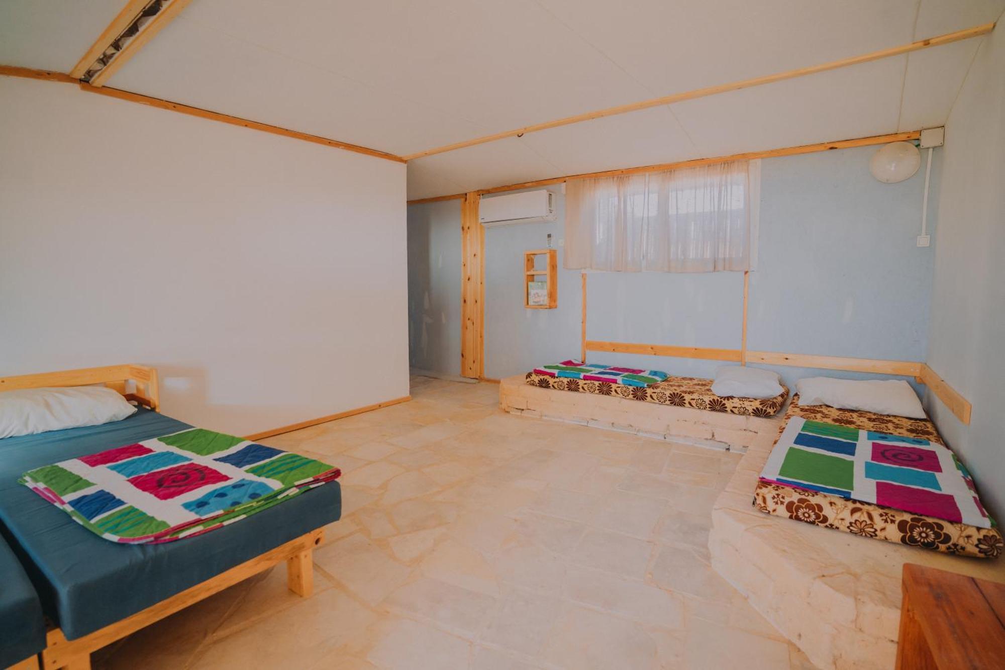 Вилла Desert Shade Camp חוות צל מדבר Мицпе-Рамон Экстерьер фото