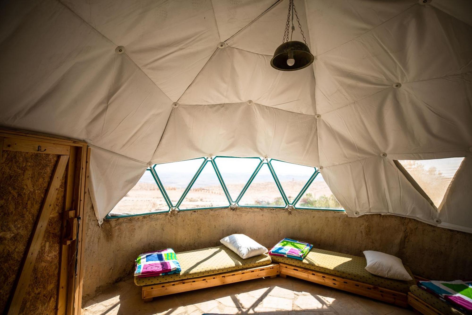 Вилла Desert Shade Camp חוות צל מדבר Мицпе-Рамон Номер фото