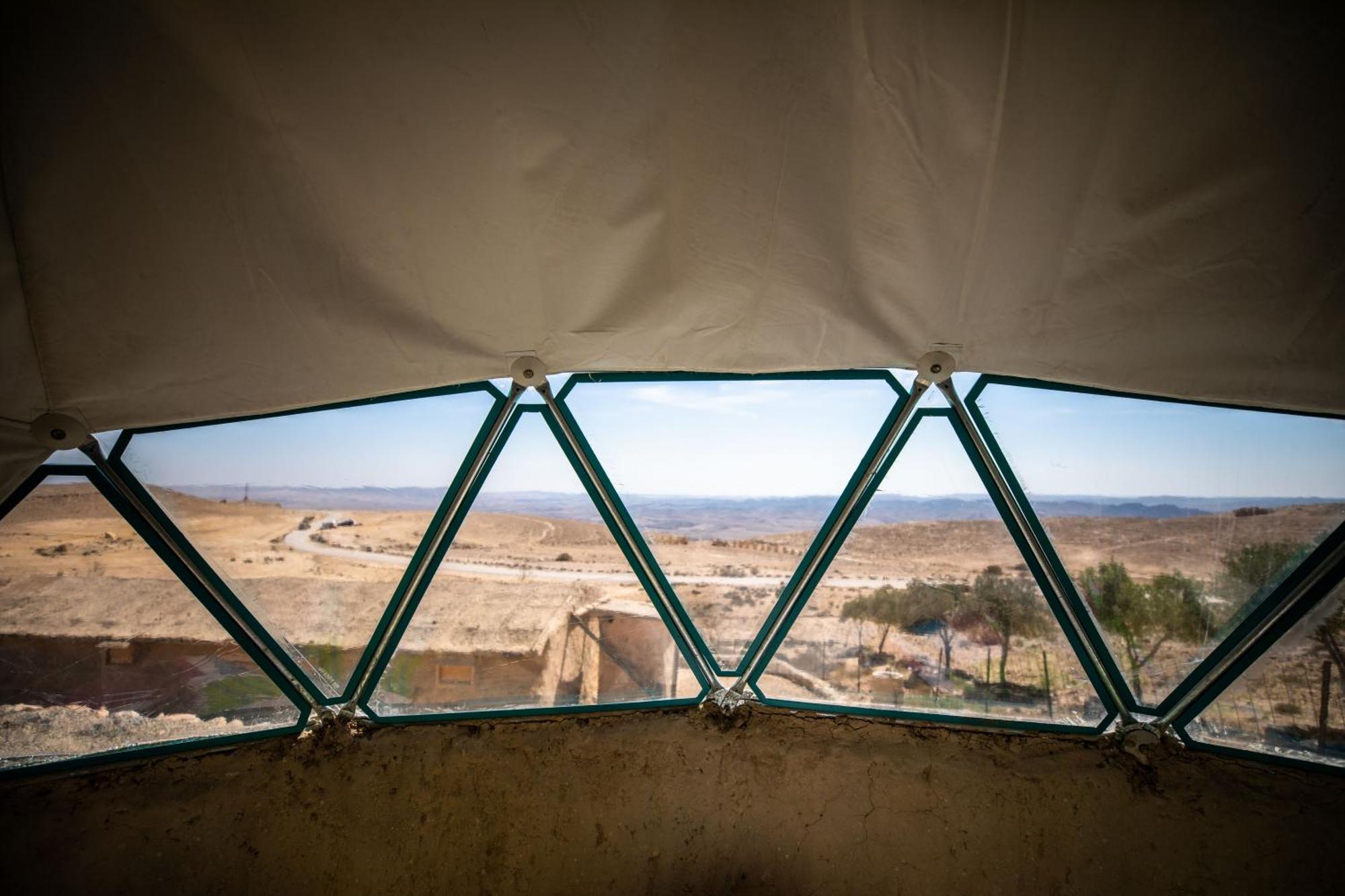 Вилла Desert Shade Camp חוות צל מדבר Мицпе-Рамон Номер фото
