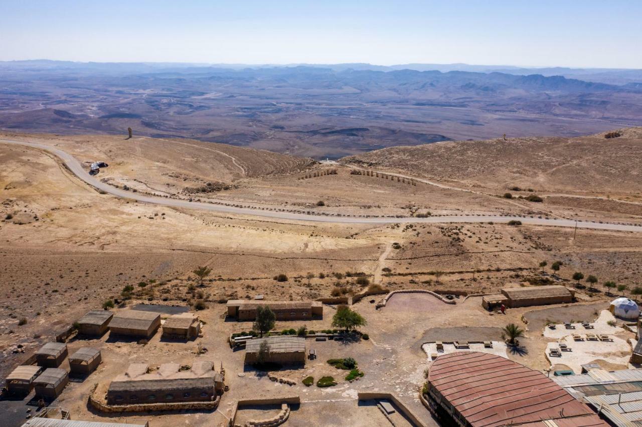 Вилла Desert Shade Camp חוות צל מדבר Мицпе-Рамон Экстерьер фото